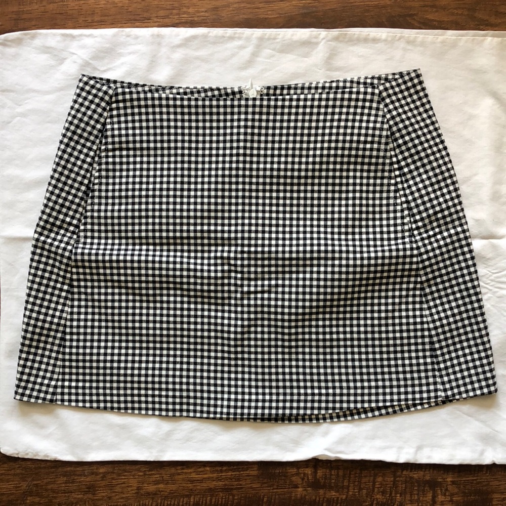 Checkered mini skirt